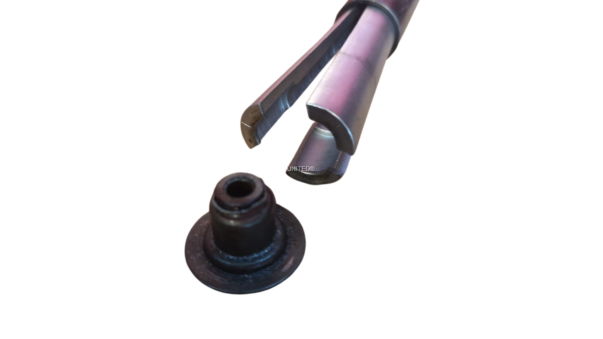 Valve Stem Seal Remover Tool DamageFree Seal Removal TriJaw Design